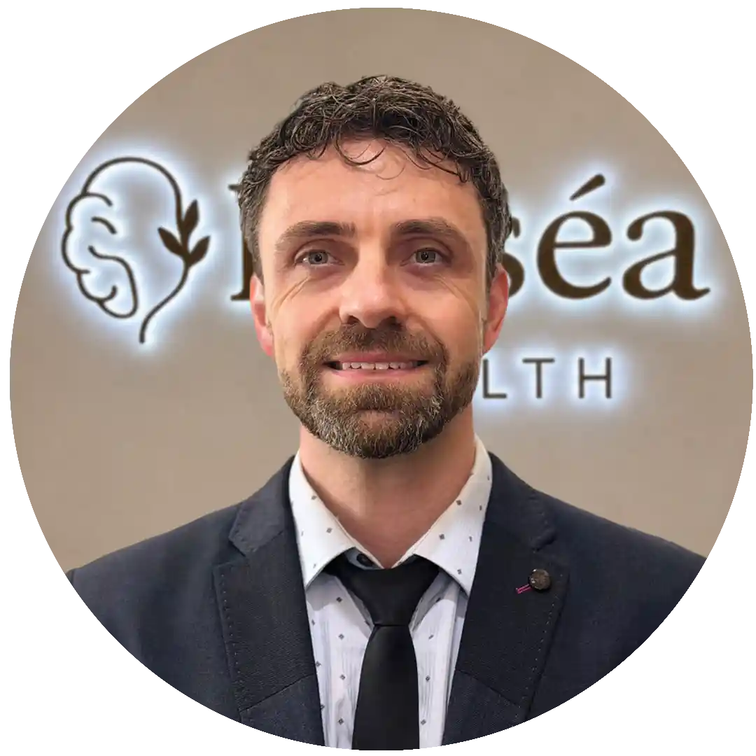 Dr Ryan Coad