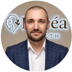 Dr Riley Emmerson Consultant Psychiatrist | Elyséa HEALTH
